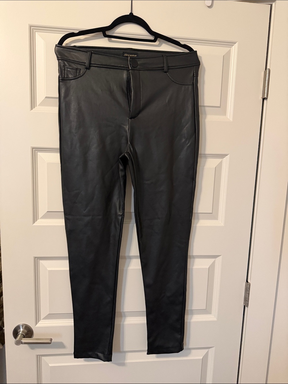Faux Leather Black Women's Jeans - Slim Fit